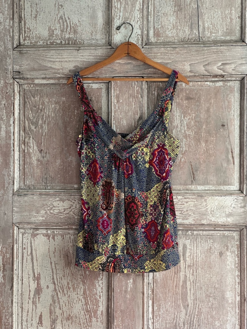Carole Little Sleeveless Patterned V-Neck Tank Top - Multi